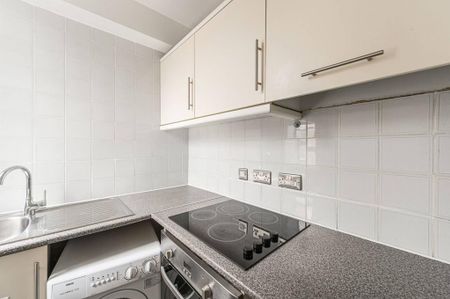 1 bedroom flat to rent - Photo 2