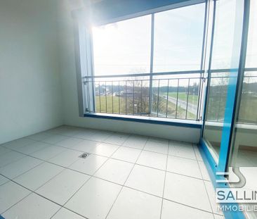 Spacieux et lumineux appartement récemment rénové - Photo 5