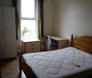 Student Properties to Let - Photo 1