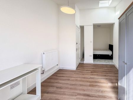 4 bedroom maisonette to rent - Photo 5