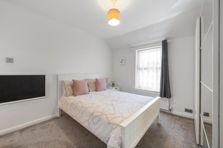 3 bedroom house to rent - Photo 3