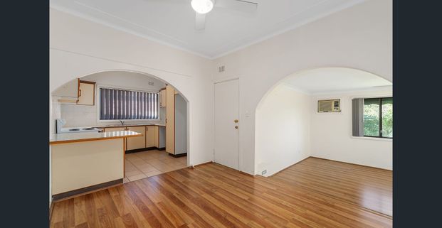 Spacious family home with large backyard - Photo 1