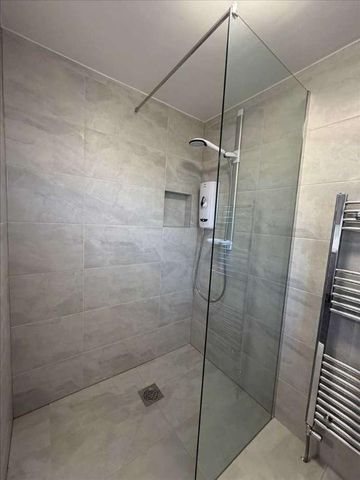 White Hart Lane, Wood Green, N22 - Photo 3