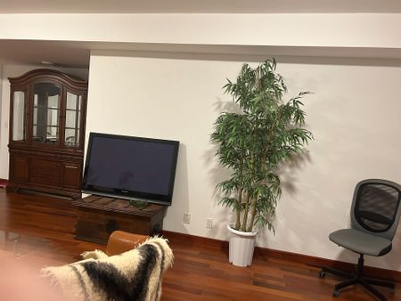 For Lease - 21 Hilldowntree Road, Toronto, Ontario - Photo 2