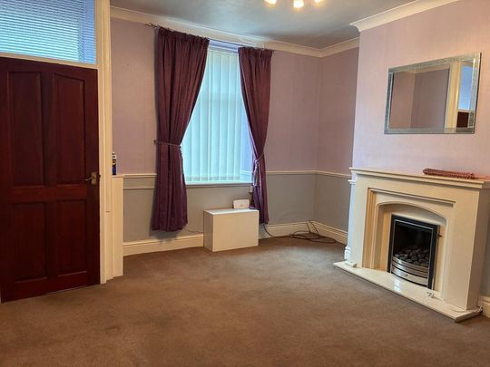 2 bedroom terraced house to rent - Photo 1
