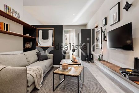 Alquiler de estudio en Calle del Comte Borrell - Photo 3