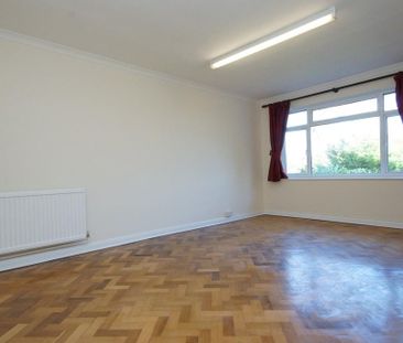 2 bedroom maisonette to rent - Photo 4
