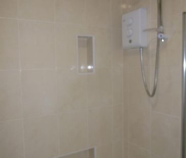 2 bedroom property to rent - Photo 2