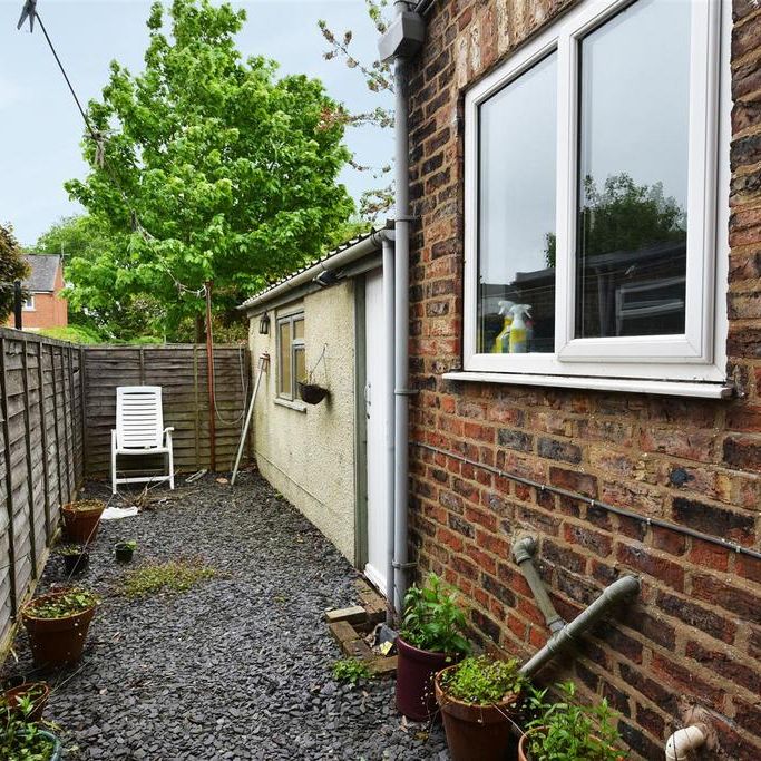 3 bedroom house to rent - Photo 1