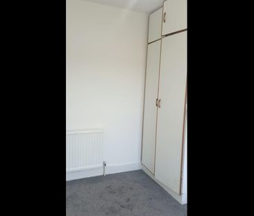 4 Bed Terraced House, Cobham Road, IG3 - Photo 6