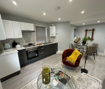 2 Bed Flat, Ling Road, E16 - Photo 5