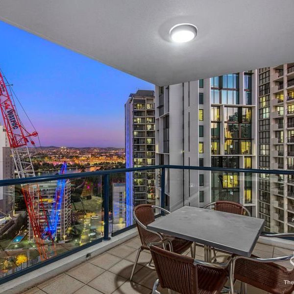Fully Furnished 2bedroom, 2 bathroom Apartment Available on 01/10/2025 - Photo 1