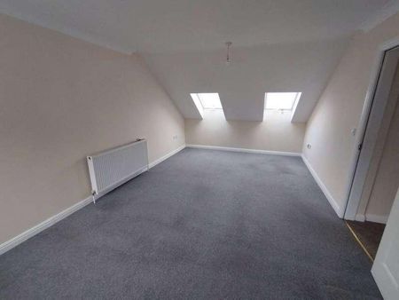 Cambridge Court, Tindale Crescent, Bishop Auckland, County Durham, DL14 - Photo 3