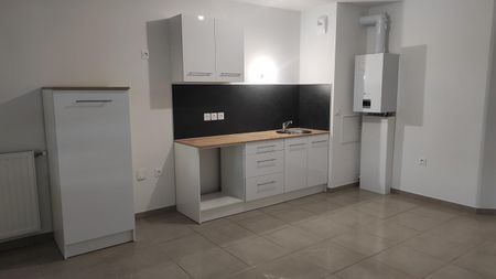 Location Appartement 2 pièces 42m² GIVORS 69700 - Photo 2