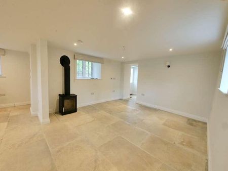 Broadwell, Lechlade, GL7 - Photo 2