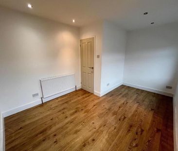 9 Sandbrook Park, Belfast, BT4 1NL - Photo 3