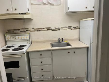 54 Nottingham Crescent #BSMT - Photo 3