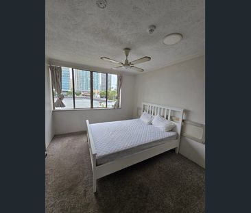 Resort style one bedroom furnished unit Surfers Paradise - Photo 6