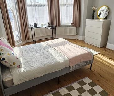 5 bedroom terraced house to rent - Photo 6