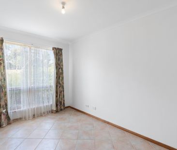 Large family home in a great location - Photo 3