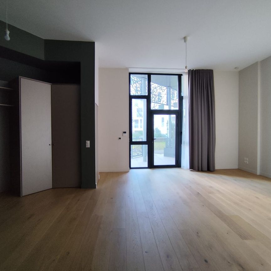 Location Appartement 1 pièce 40m² LA ROCHELLE 17000 - Photo 1