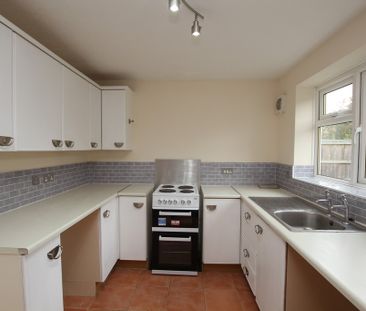 2 Bedroom Semi-Detached House, Chester - Photo 5