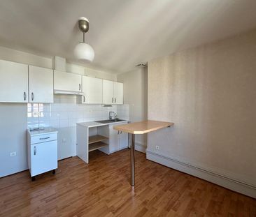 Location Appartement 2 pièces 37m² CLERMONT FERRAND 63000 - Photo 4