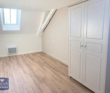 Location Appartement 3 pièces 78m² FONTENAY LE COMTE 85200 - Photo 5