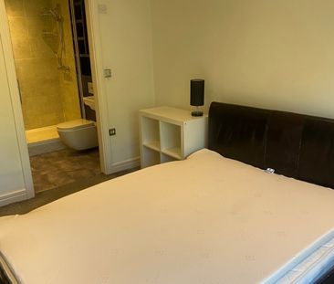 Flat 194, Melting Point, Huddersfield... - Photo 6