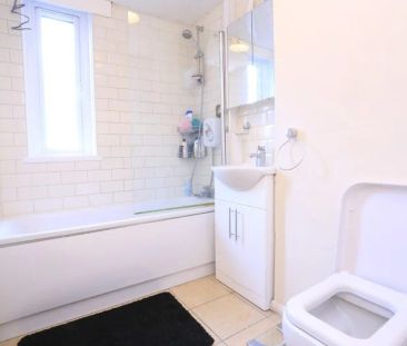 Fairlie Court – Room 1 - Photo 5