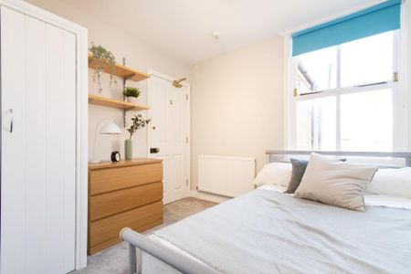 3 bedroom terraced house to rent - Photo 3