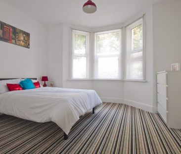 Albany Terrace, Chatham - Photo 4