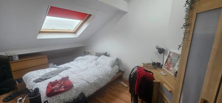 2 Bed - 195c Kirkstall Lane, Headingley, Leeds - LS6 3EJ - Student/Professional - Photo 2