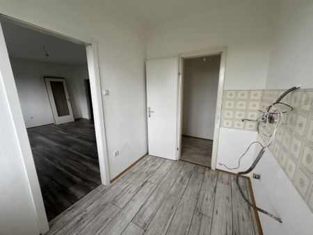 Günstige 1,5 -Zimmer-Wohnung mit unbefristetem Mietvertrag - Photo 4