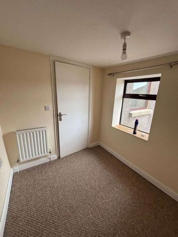 Cleator Street, Dalton-in-furness, LA15 - Photo 5