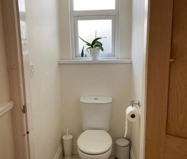 30 Westbourne Road - Photo 1