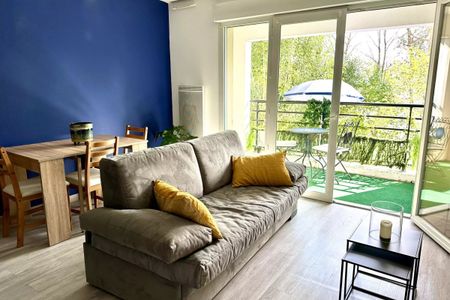 ANGLET LOCATION ANNUELLE : T2 AVEC TERRASSE - Photo 4