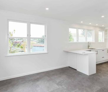 Freshly Renovated in Prime Pukekohe - Photo 2