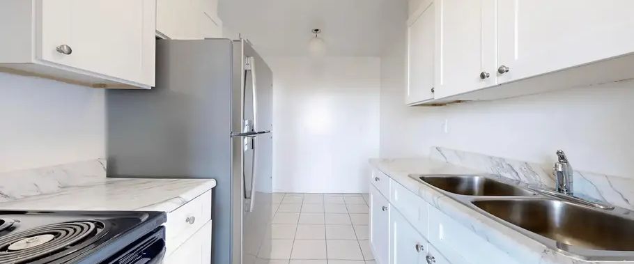 601 Finch Ave. W - Buckingham House | 601 Finch Ave. W., Toronto - Photo 1