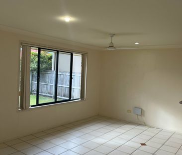 Family Home in the Heart of Bongaree - Photo 2