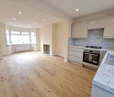 Wood Crescent - Photo 6