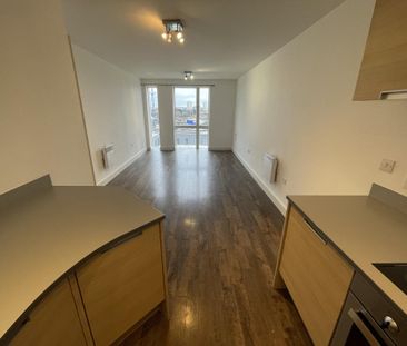 1 bedroom apartment to rent - Photo 2