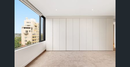Stylish apartment in 'The Hensley' - Photo 2
