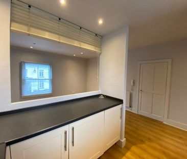 2 bedroom apartment to rent - Photo 6