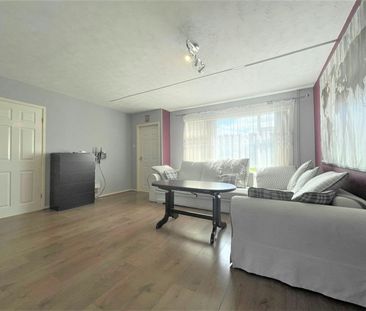 Semi-detached house to rent on - Photo 1