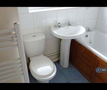 1 bedroom semi-detached house to rent - Photo 3