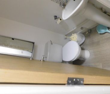 5 bedroom flat to rent - Photo 6