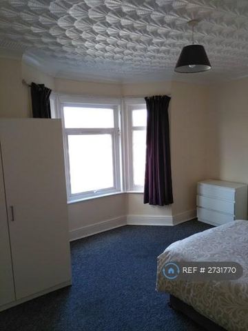 5 bedroom terraced house to rent - Photo 3