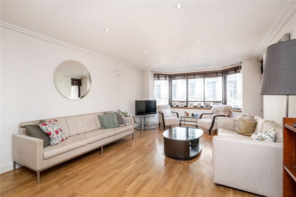 Hereford Road, W2 - Photo 1