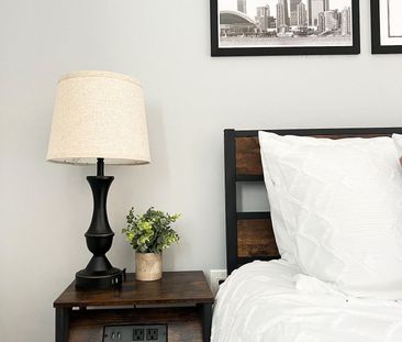 For Lease - 2480 St Clair Avenue, Toronto, Ontario - Photo 6